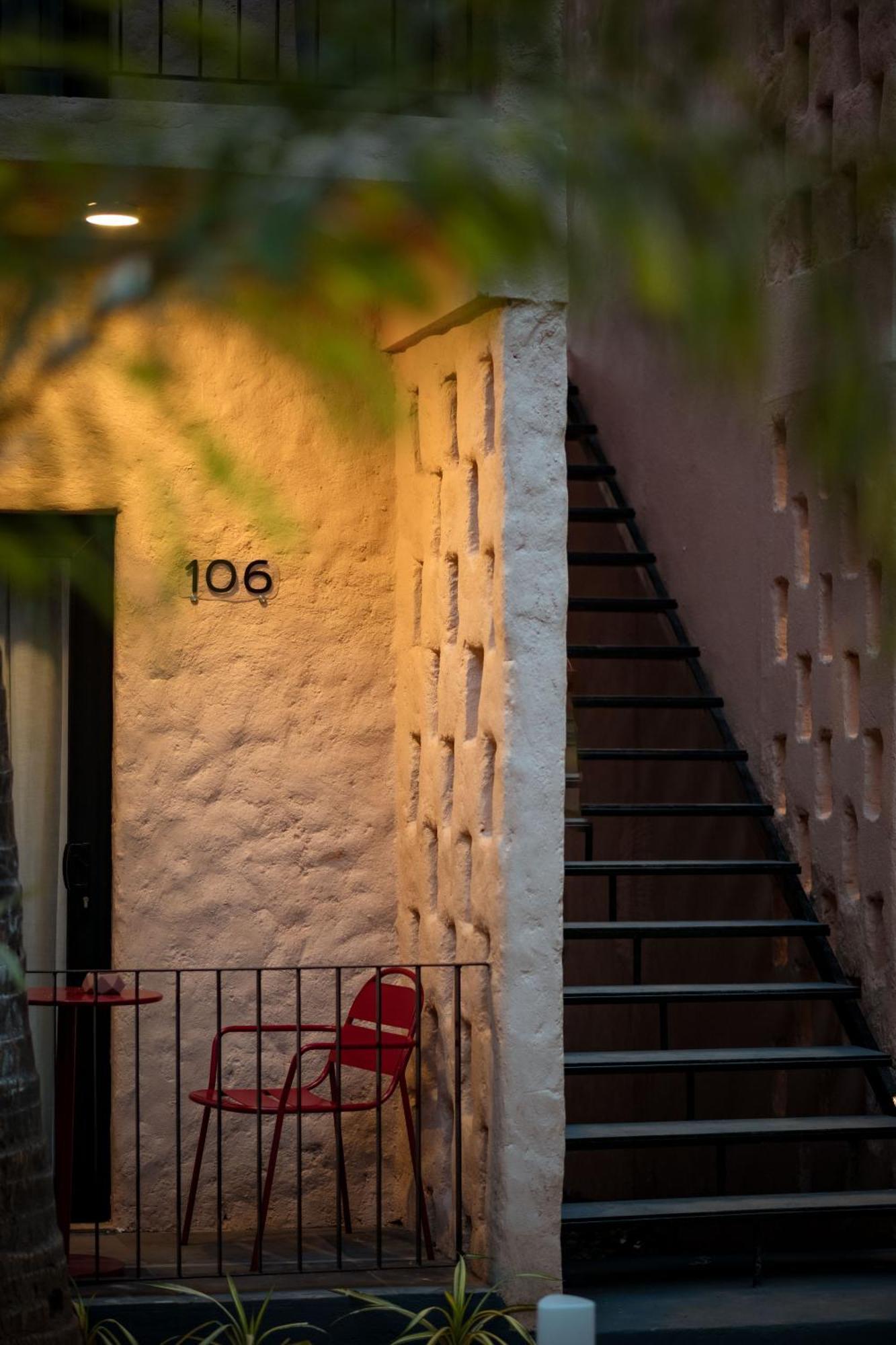 A Pousada Altr Nativ Morjim, Goa Exterior foto
